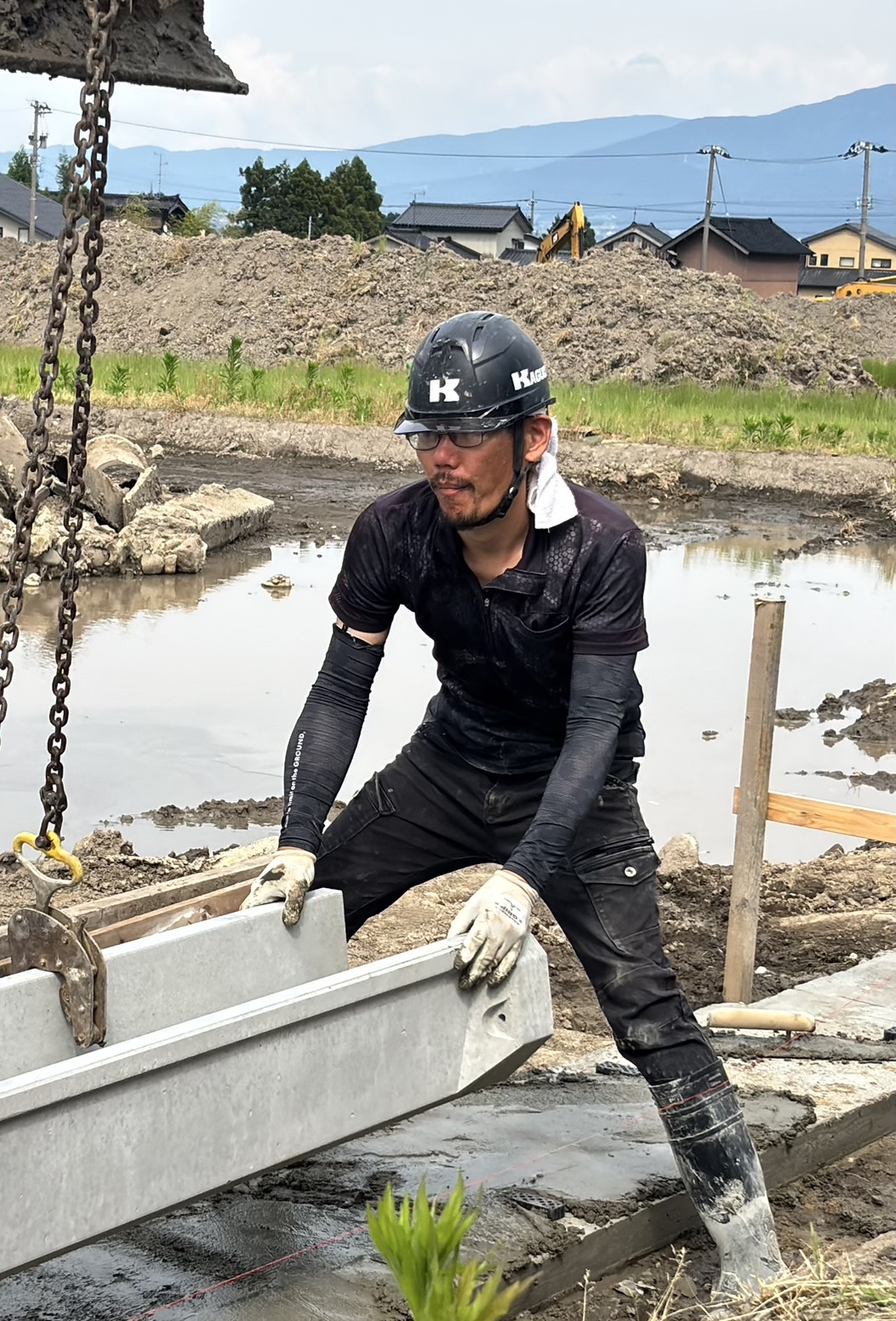 中田里志さんの写真 - 現場での作業風景